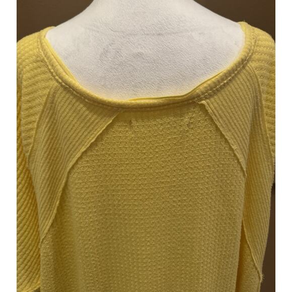 Free People We the Free Yellow V-Neck Long Sleeve Waffle Knit Top Size L - Picture 3 of 6